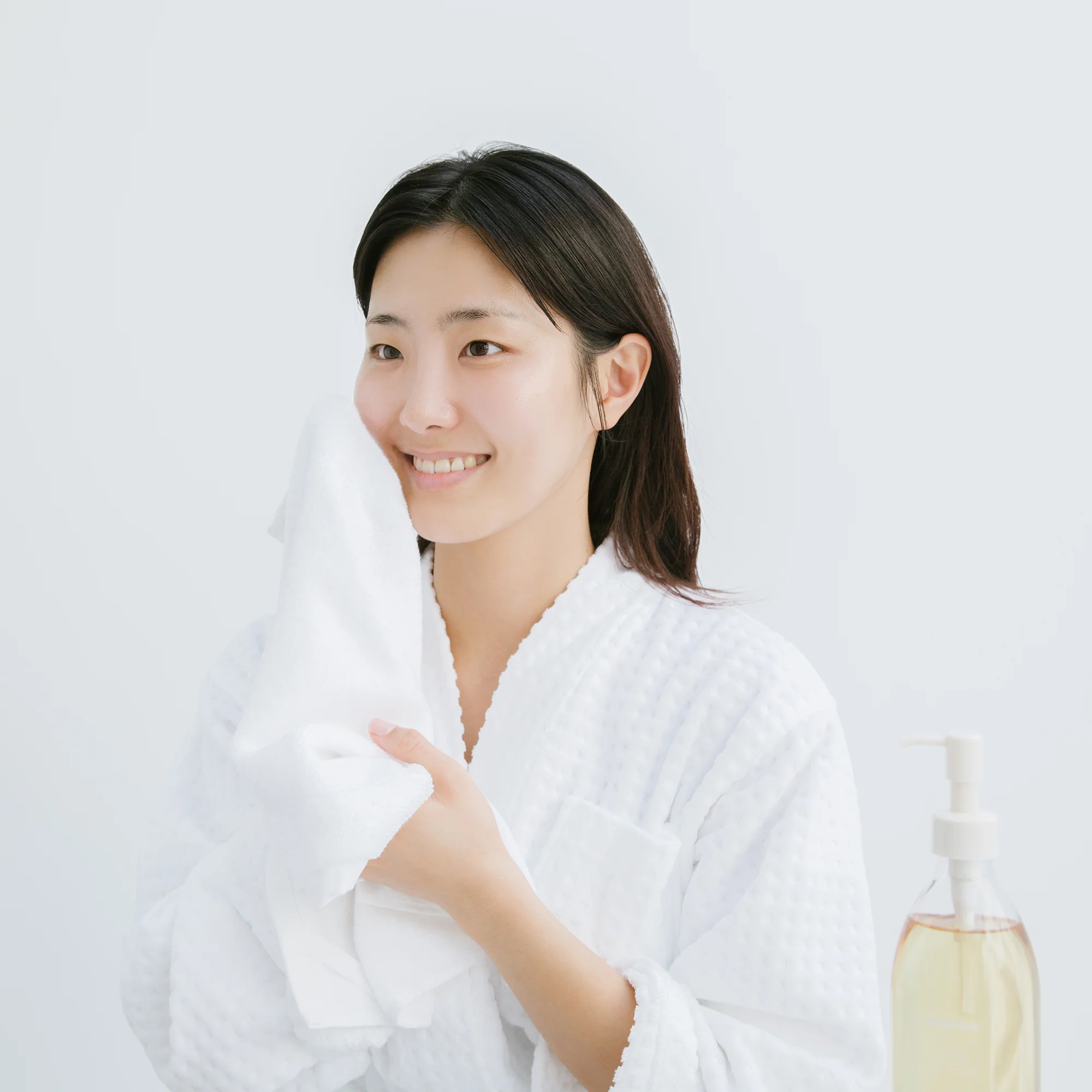 Natural Coconut Cleansing Oil - Image 3