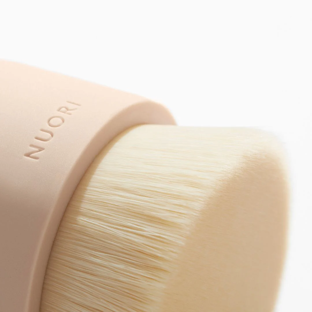 Caressing Facial Brush - Image 3
