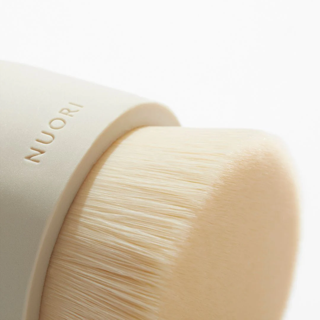 Caressing Facial Brush - Image 4