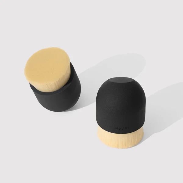 Caressing Facial Brush - Image 7