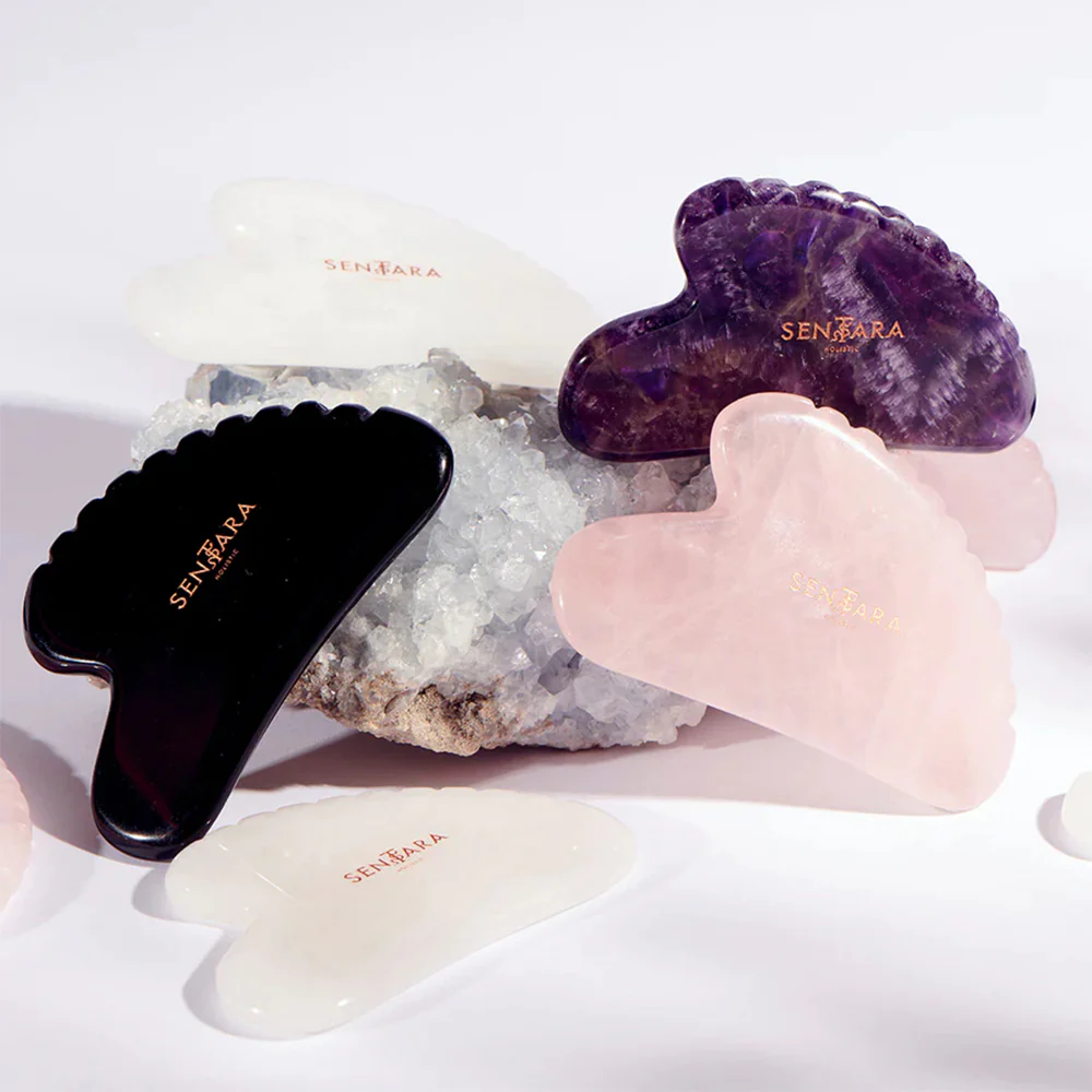 Gua Sha 'White Jade Heart With Teeth' - Image 2